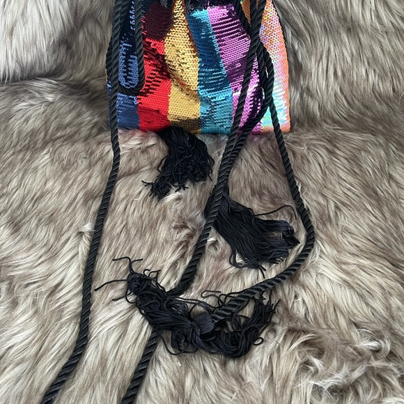 Trouve Sequin Drawstring Bag - Picture 4 of 4